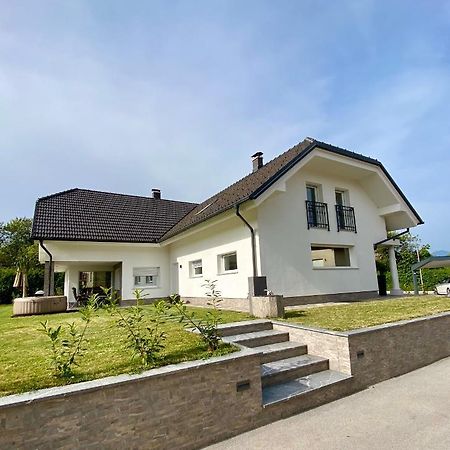 Hisa Helena Villa Kranj Exteriör bild